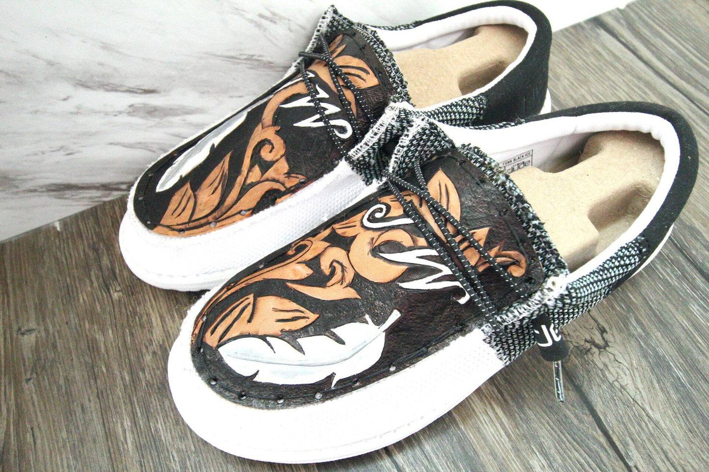 Men and Women Leather Dude Shoes