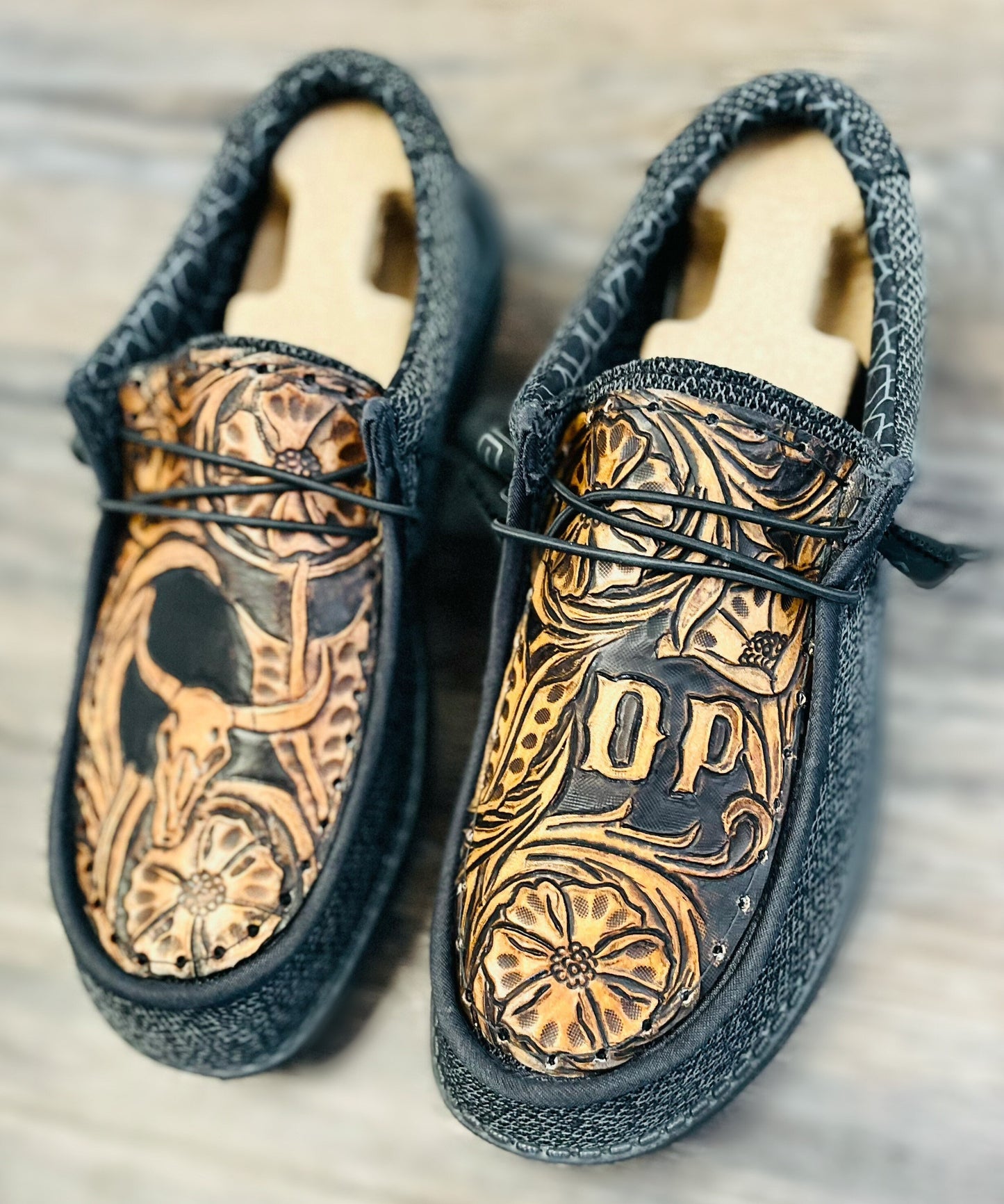 Men and Women Leather Dude Shoes