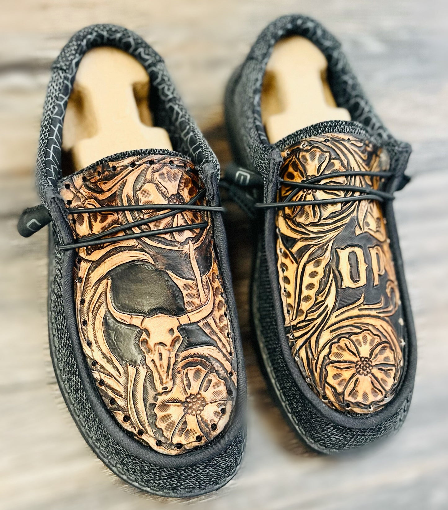 Men and Women Leather Dude Shoes