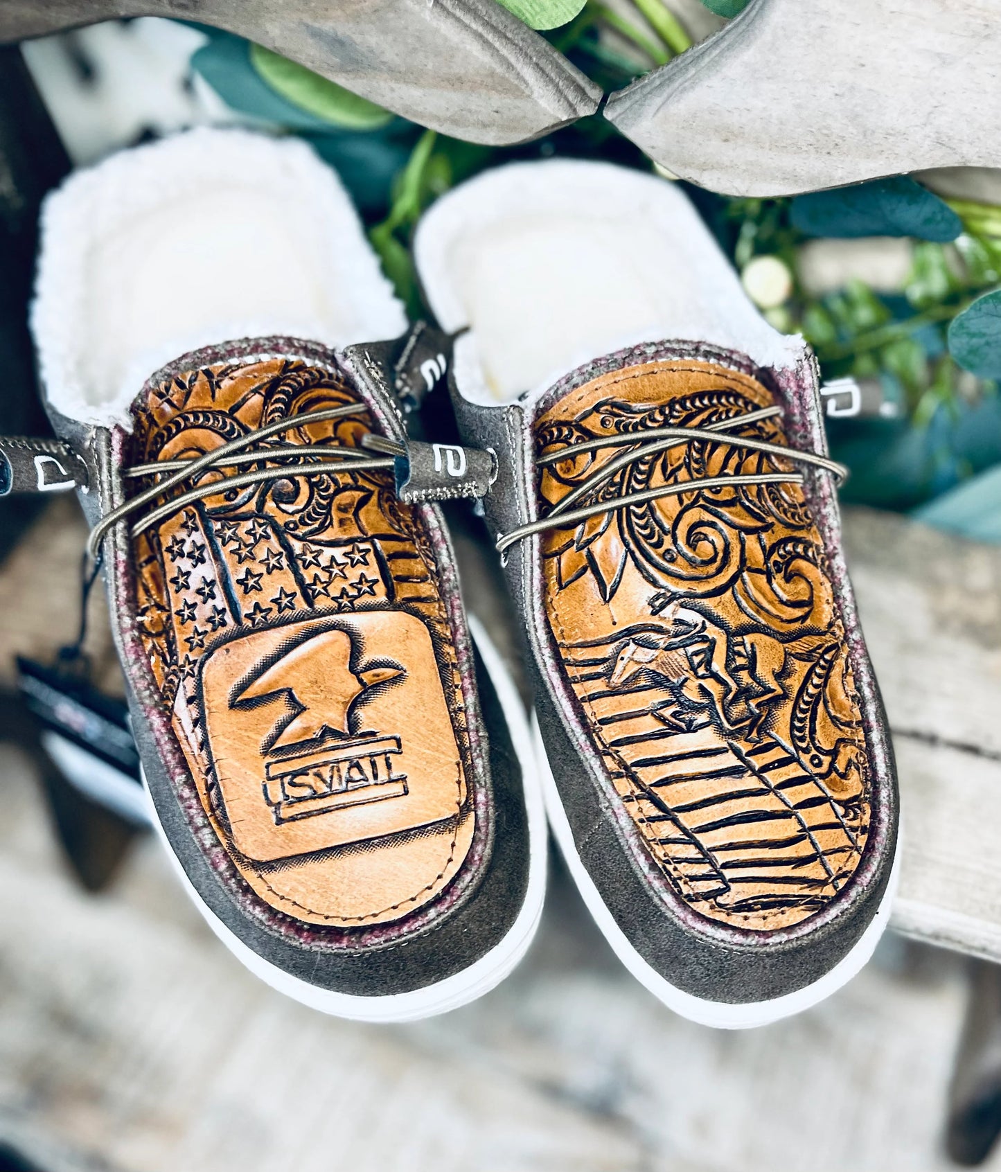 Men and Women Leather Dude Shoes