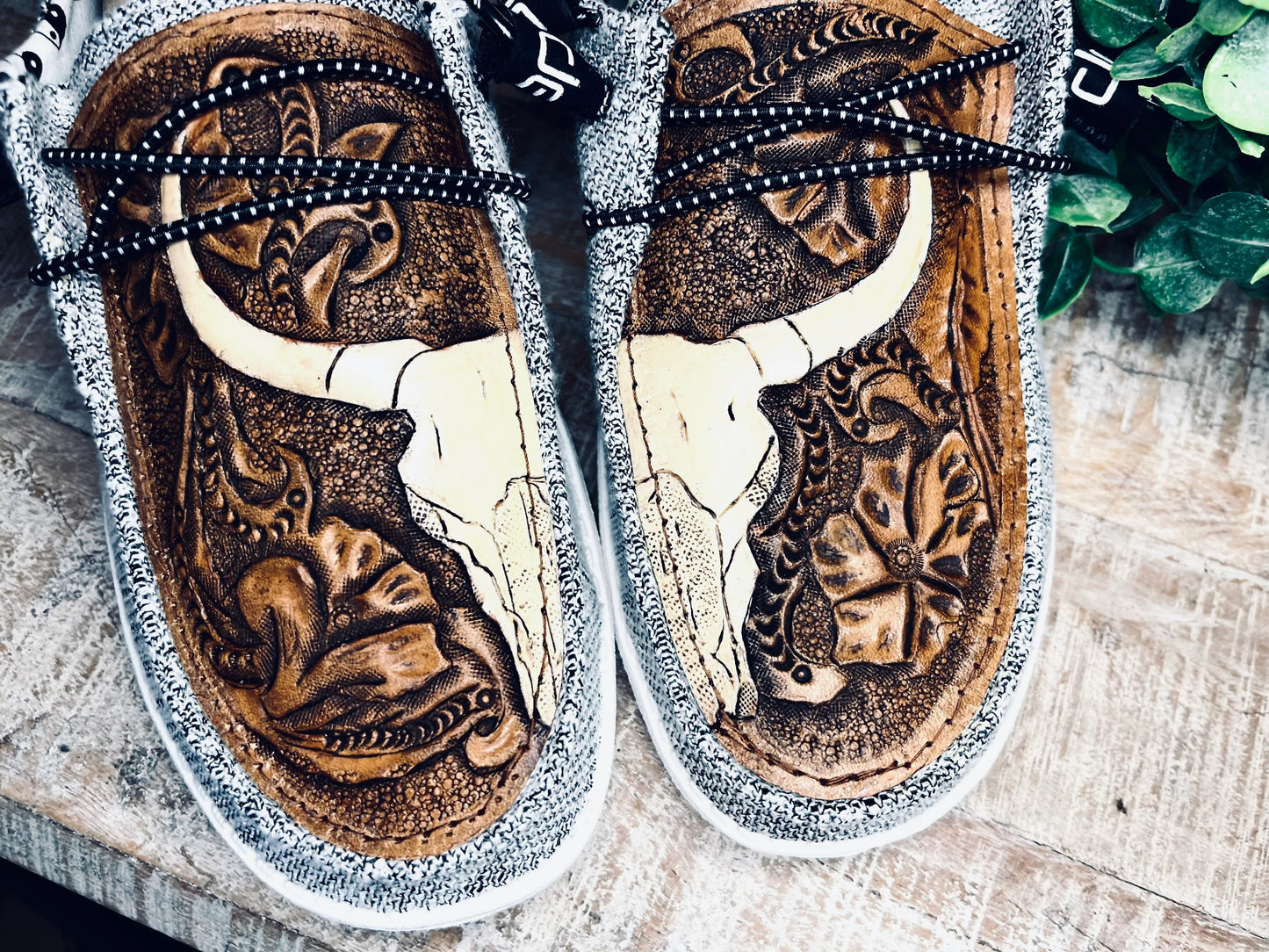 Men and Women Leather Dude Shoes