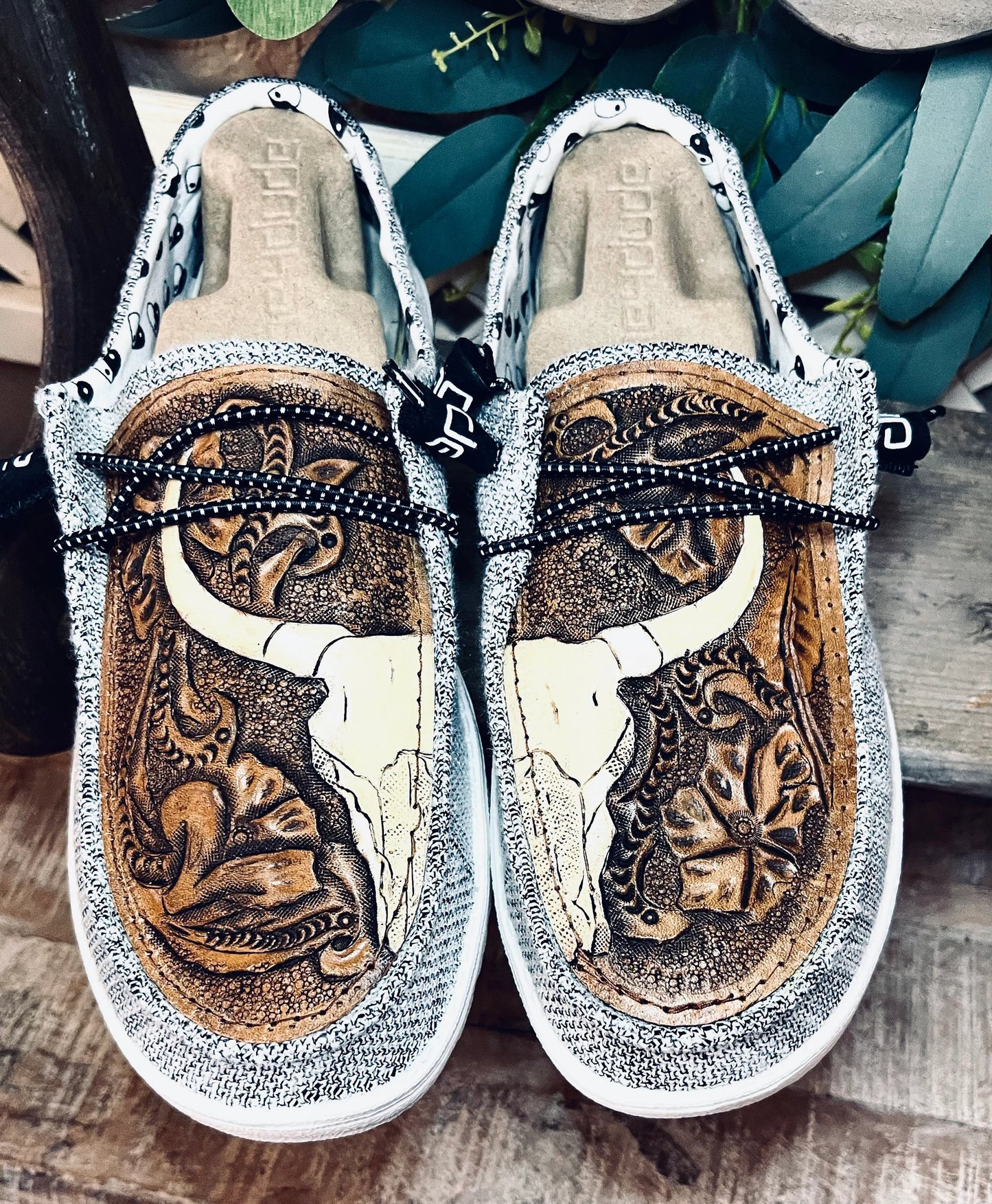 Men and Women Leather Dude Shoes